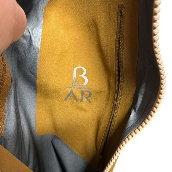 New Arc'teryx Beta AR All Round Jacket XS Yukon - Picture 8 of 9